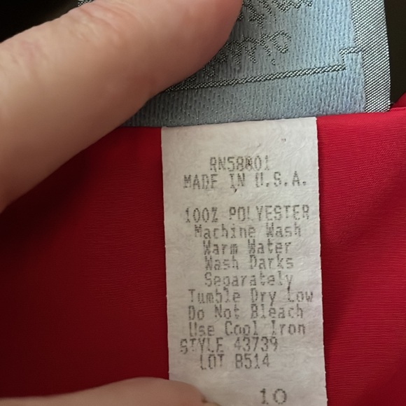 Classic collection blouse - Picture 8 of 9